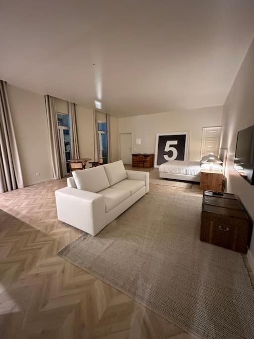 Downtown Collection Apartments ฟุงชาล ภายนอก รูปภาพ